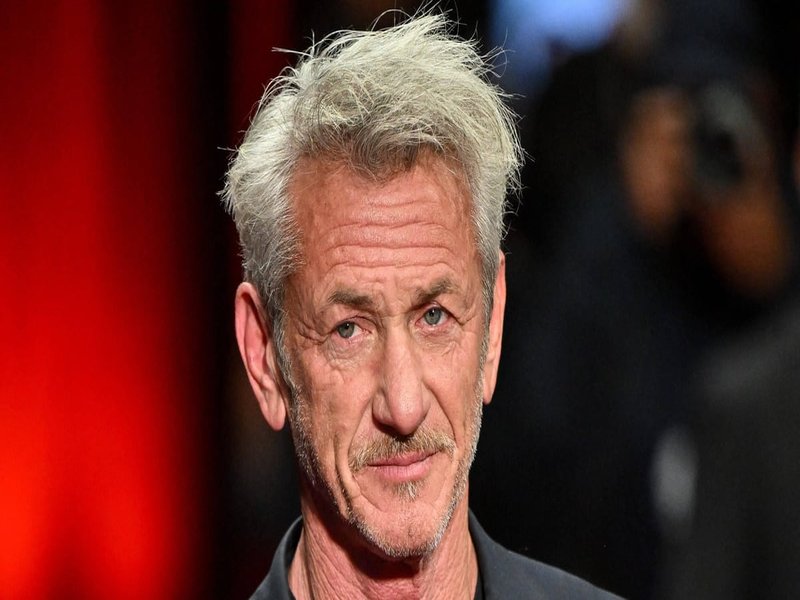 Sean Penn planuje film o szturmie na Kapitol z Bradleyem Cooperem